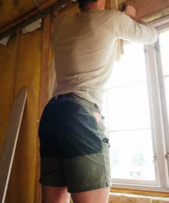 Amundsen Sports New 9Incher Cargo Shorts | Men's