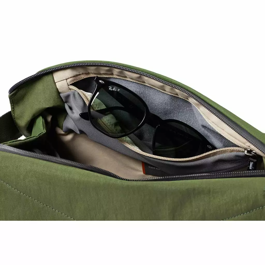 Bellroy Venture Sling 9L New 8 Bellroy Venture Sling 9L New