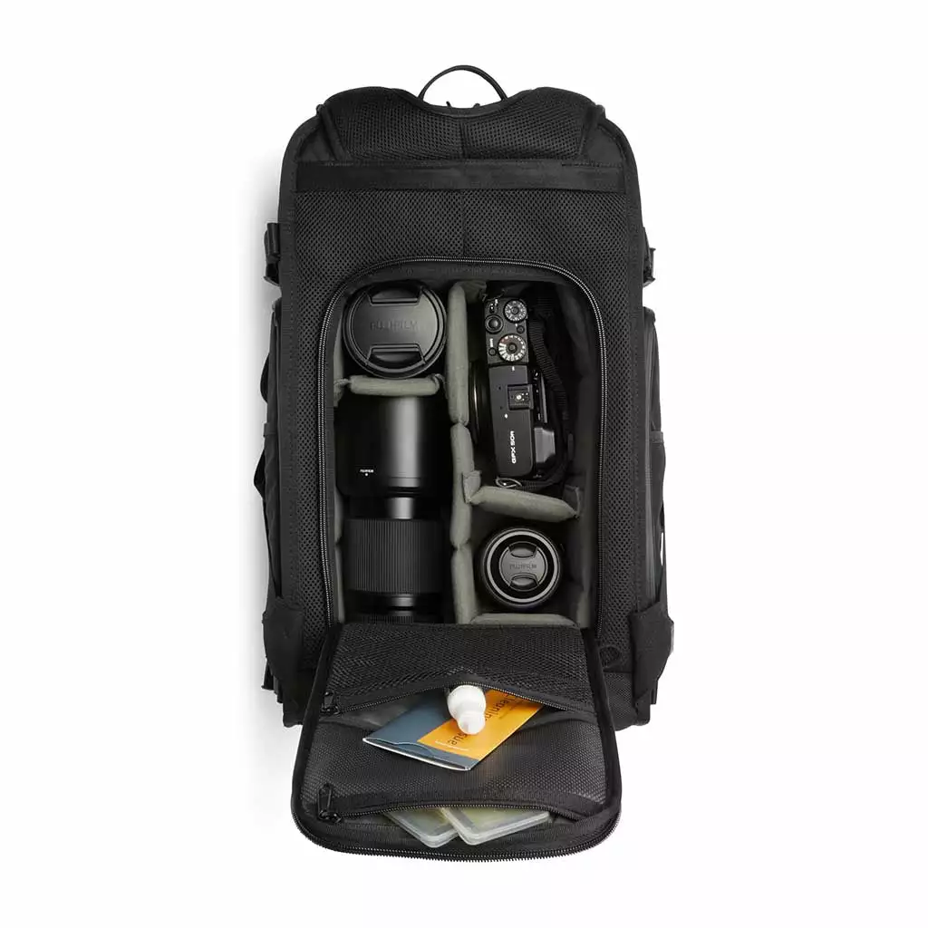 Chrome Industries Niko Camera Backpack 3.0 18 Chrome Industries Niko Camera Backpack 3.0