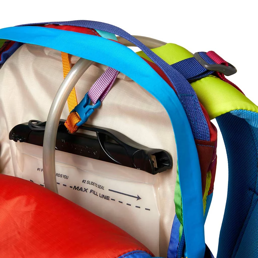 Cotopaxi New Inca 26L Backpack | Del Día 8 Cotopaxi New Inca 26L Backpack | Del Día