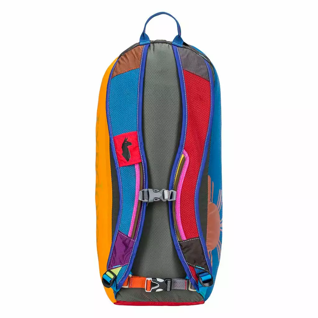 Cotopaxi Luzon 18L Backpack | Del Día 8 Cotopaxi Luzon 18L Backpack | Del Día
