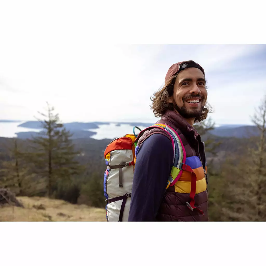 Cotopaxi Tarak 20L Climbing Pack | Del Día 10 Cotopaxi Tarak 20L Climbing Pack | Del Día