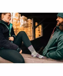 Darn Tough Clothing Storm Micro Crew Lightweight W/ Cushion | Women's