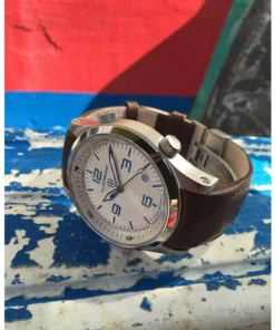 Elliot Brown Canford | 202-001-L09 16 Elliot Brown Canford | 202-001-L09