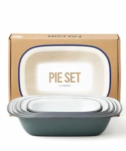 Falcon Enamelware Pie Set
