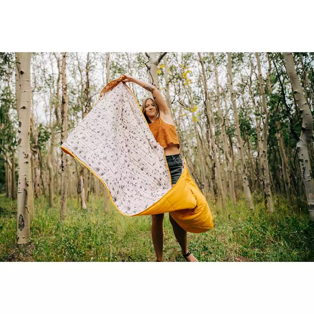 Kelty Camping Kit Bestie Blanket 9 Kelty Camping Kit Bestie Blanket