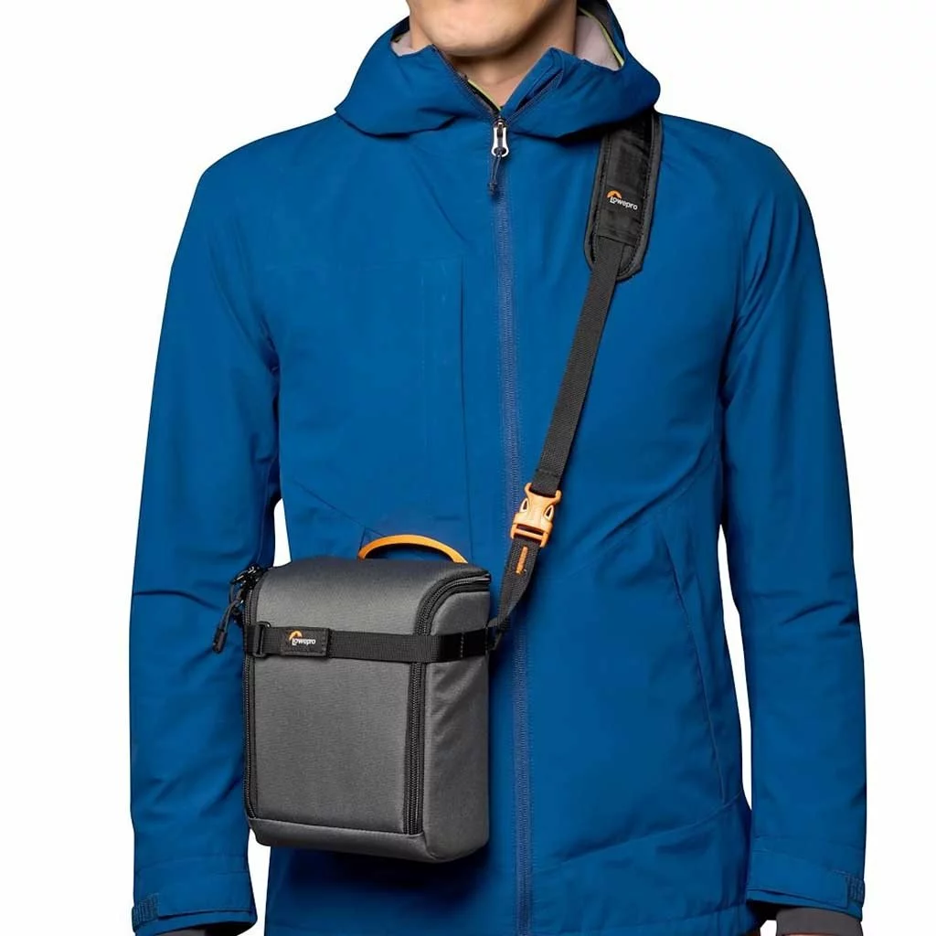 Lowepro PhotoSport BP 15L AW III 43 Lowepro PhotoSport BP 15L AW III