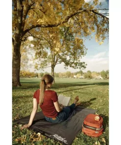 Matador Pocket Blanket