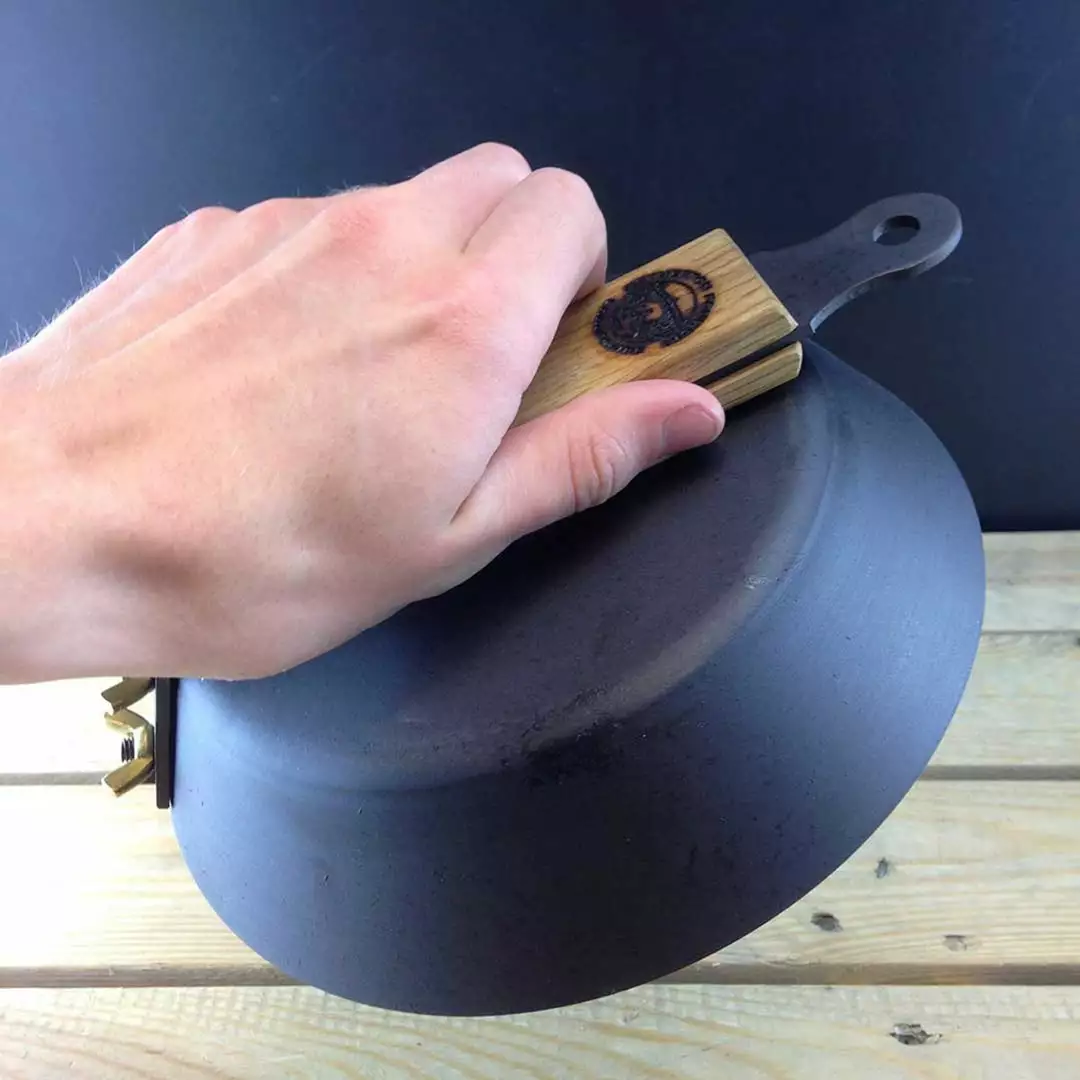 Netherton Foundry Home, Garden & Cooking 10" Spun Iron Glamping Pan 5 Netherton Foundry Home, Garden & Cooking 10" Spun Iron Glamping Pan