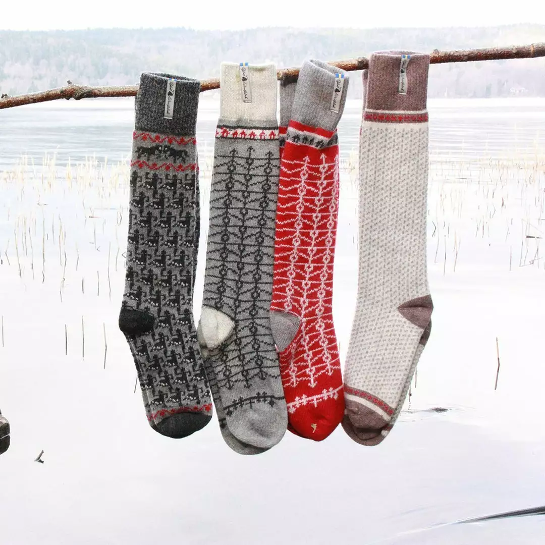 Öjbro Vantfabrik Clothing Ekshärad Röd Socks 4 Öjbro Vantfabrik Clothing Ekshärad Röd Socks