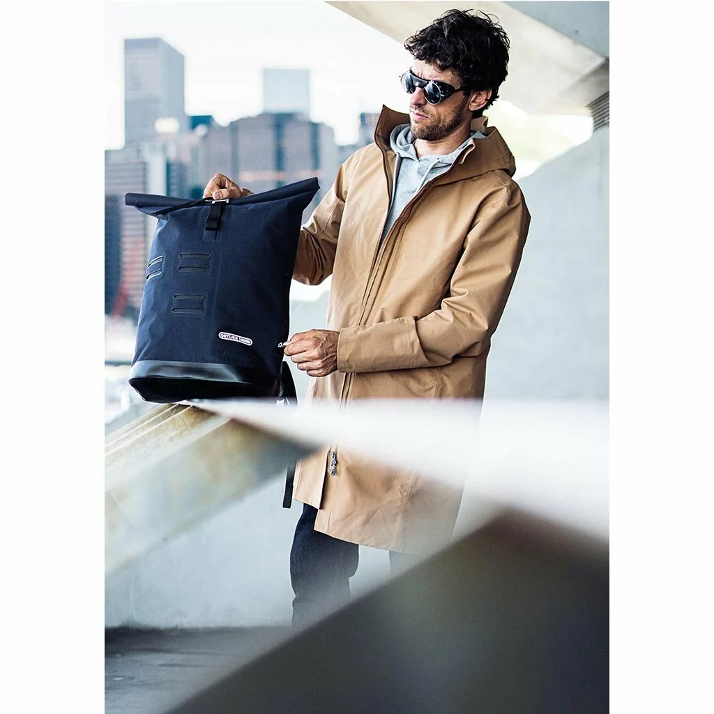 ORTLIEB Bags & EDC Commuter Daypack Urban 21L 14 ORTLIEB Bags & EDC Commuter Daypack Urban 21L