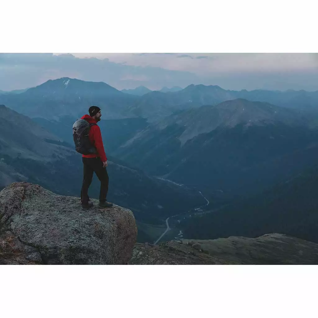 Osprey Talon 33 Backpack | Men's Bags & EDC 14 Osprey Talon 33 Backpack | Men's Bags & EDC