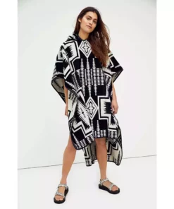 Pendleton Jacquard Hooded Towel