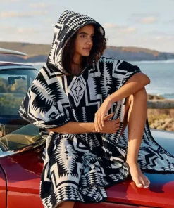 Pendleton Jacquard Hooded Towel