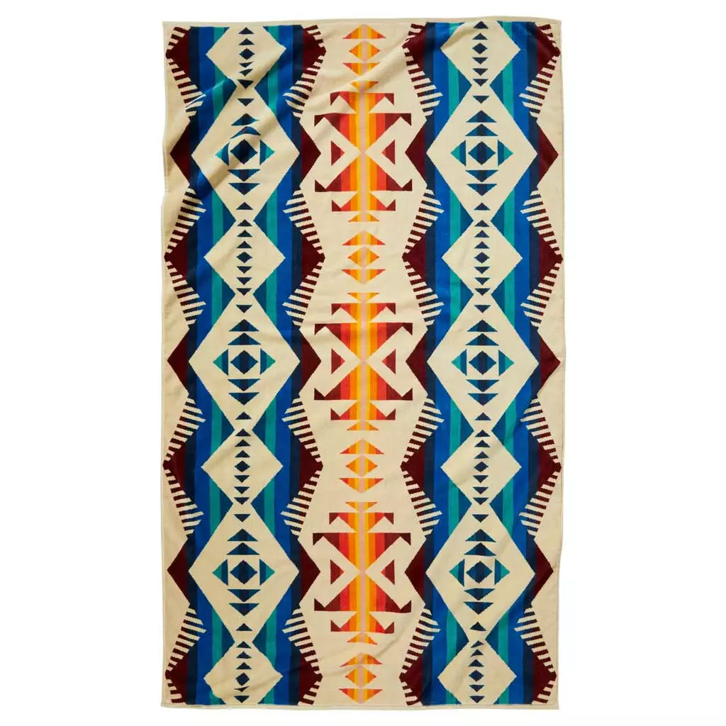 Pendleton New Oversized Jacquard Spa Towel | Los Lunas 4 Pendleton New Oversized Jacquard Spa Towel | Los Lunas