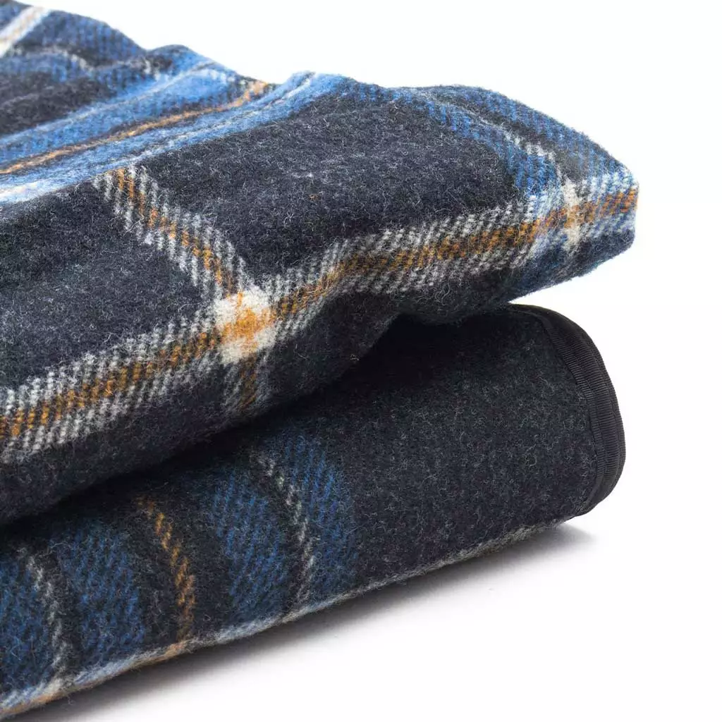 Pendleton Home, Garden & Cooking Roll-Up Blanket | Nylon Backed 9 Pendleton Home, Garden & Cooking Roll-Up Blanket | Nylon Backed
