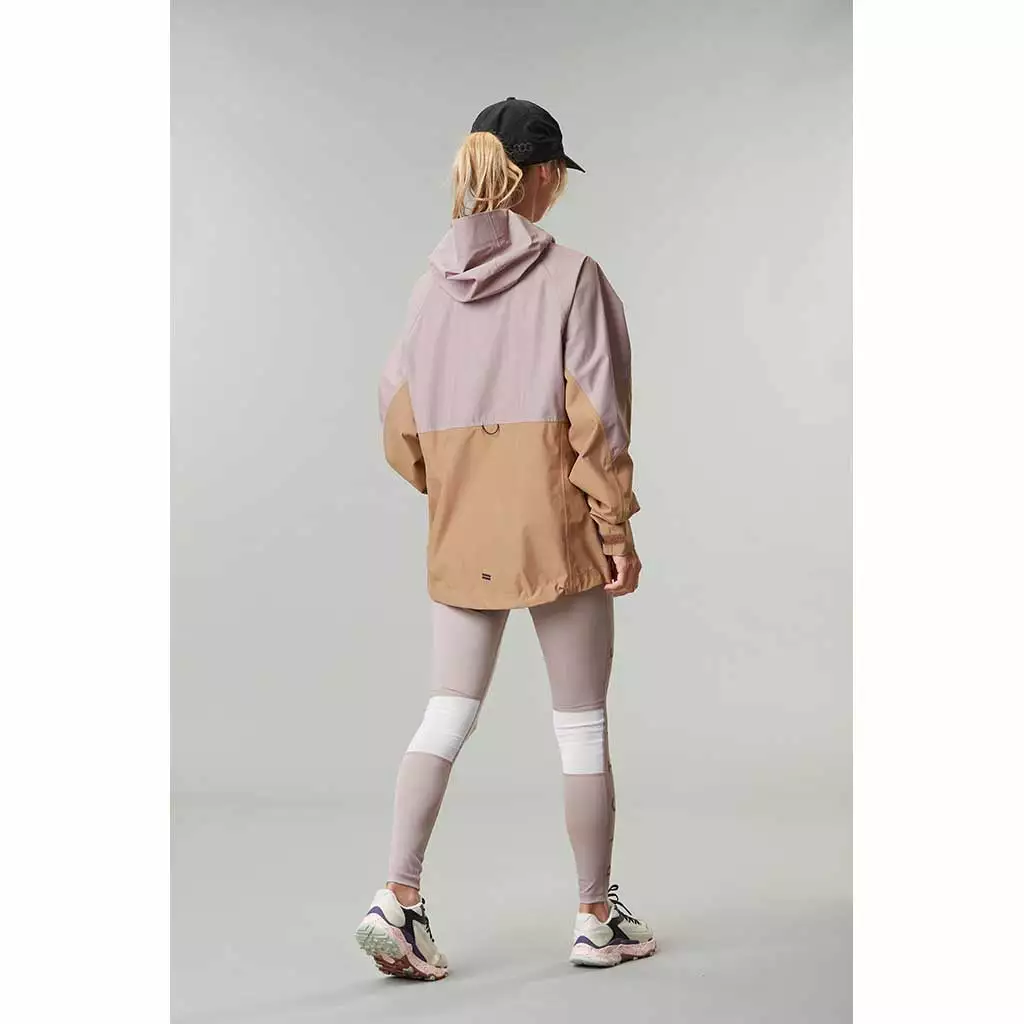 Picture Organic Abstral+ 2,5L Jacket | Women's 30 Picture Organic Abstral+ 2,5L Jacket | Women's