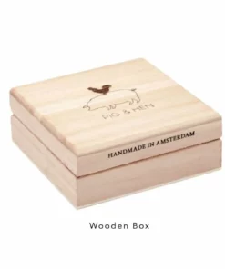 Pig & Hen Sharp Simon | Coat Of Arms