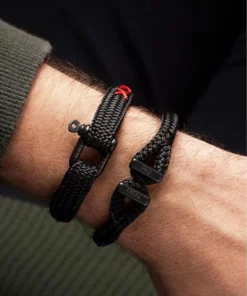 Pig & Hen Sharp Simon | Coat Of Arms