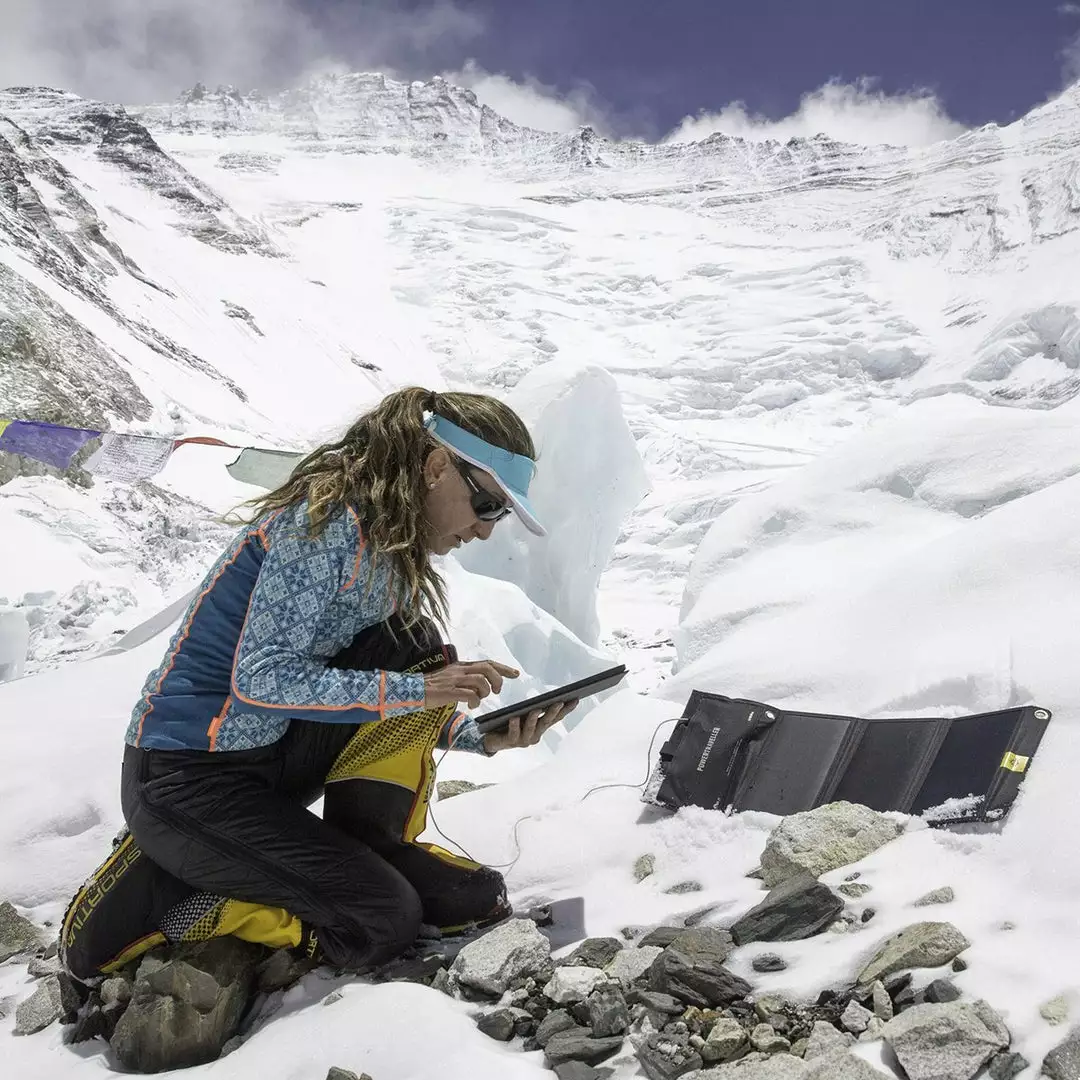 Powertraveller Falcon 21 Camping Kit 7 Powertraveller Falcon 21 Camping Kit