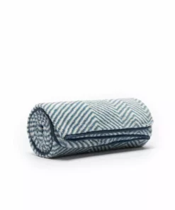 Rumpl New Sherpa Fleece Blanket