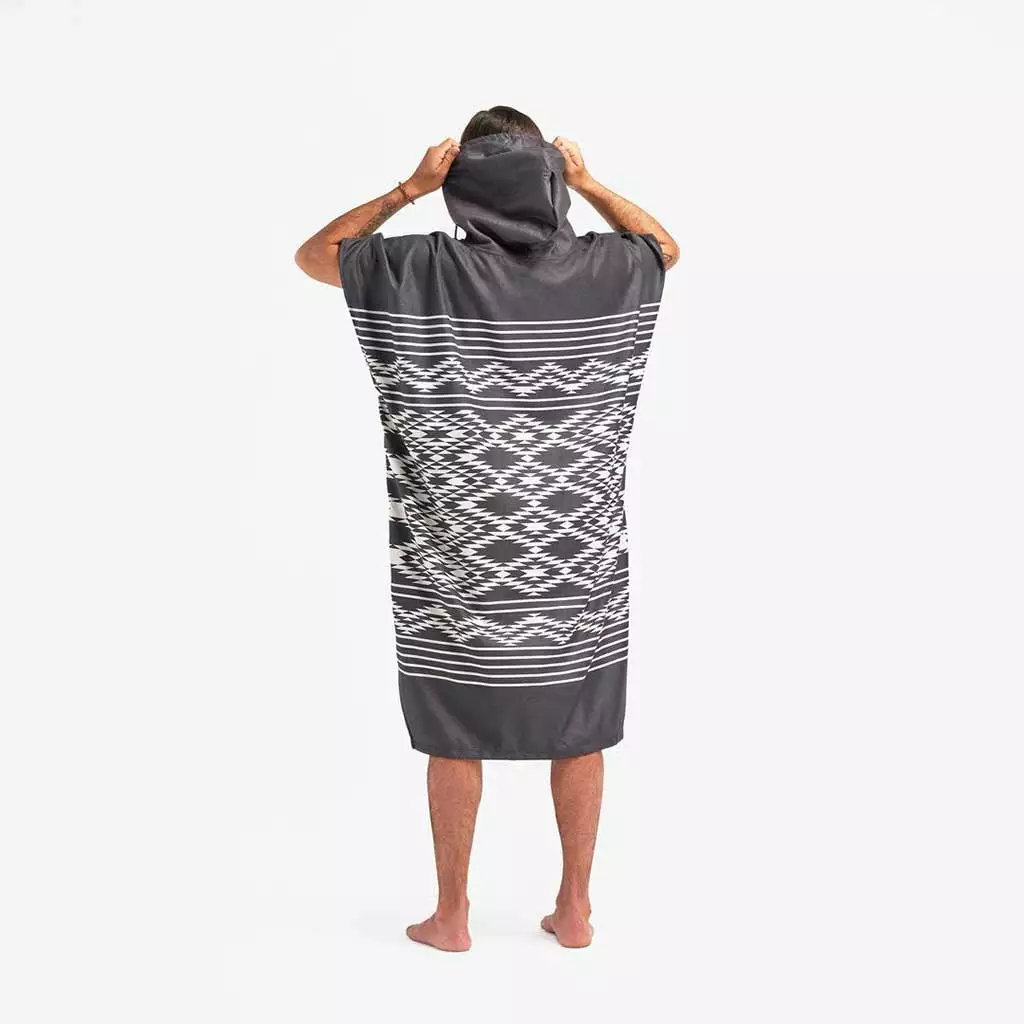 Slowtide Badlands Quick-Dry Poncho New 4 Slowtide Badlands Quick-Dry Poncho New