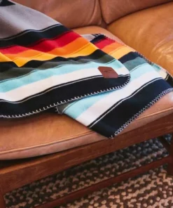 Slowtide Valen Blanket