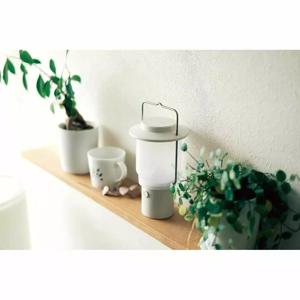 Snow Peak Home & Camp Lantern 16 Snow Peak Home & Camp Lantern