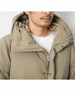 Snow Peak Recycled Nylon Ripstop Down Coat Camping Kit 21 Snow Peak Recycled Nylon Ripstop Down Coat Camping Kit