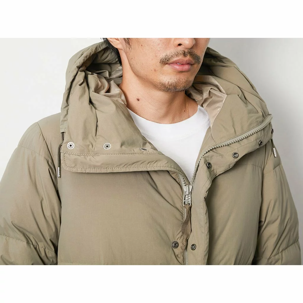 Snow Peak Recycled Nylon Ripstop Down Coat Camping Kit 6 Snow Peak Recycled Nylon Ripstop Down Coat Camping Kit