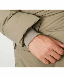 Snow Peak Recycled Nylon Ripstop Down Coat Camping Kit 27 Snow Peak Recycled Nylon Ripstop Down Coat Camping Kit