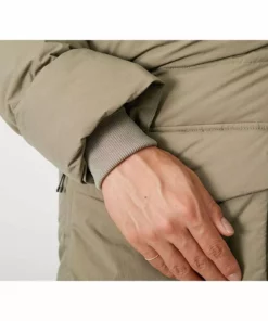 Snow Peak Recycled Nylon Ripstop Down Coat Camping Kit 29 Snow Peak Recycled Nylon Ripstop Down Coat Camping Kit