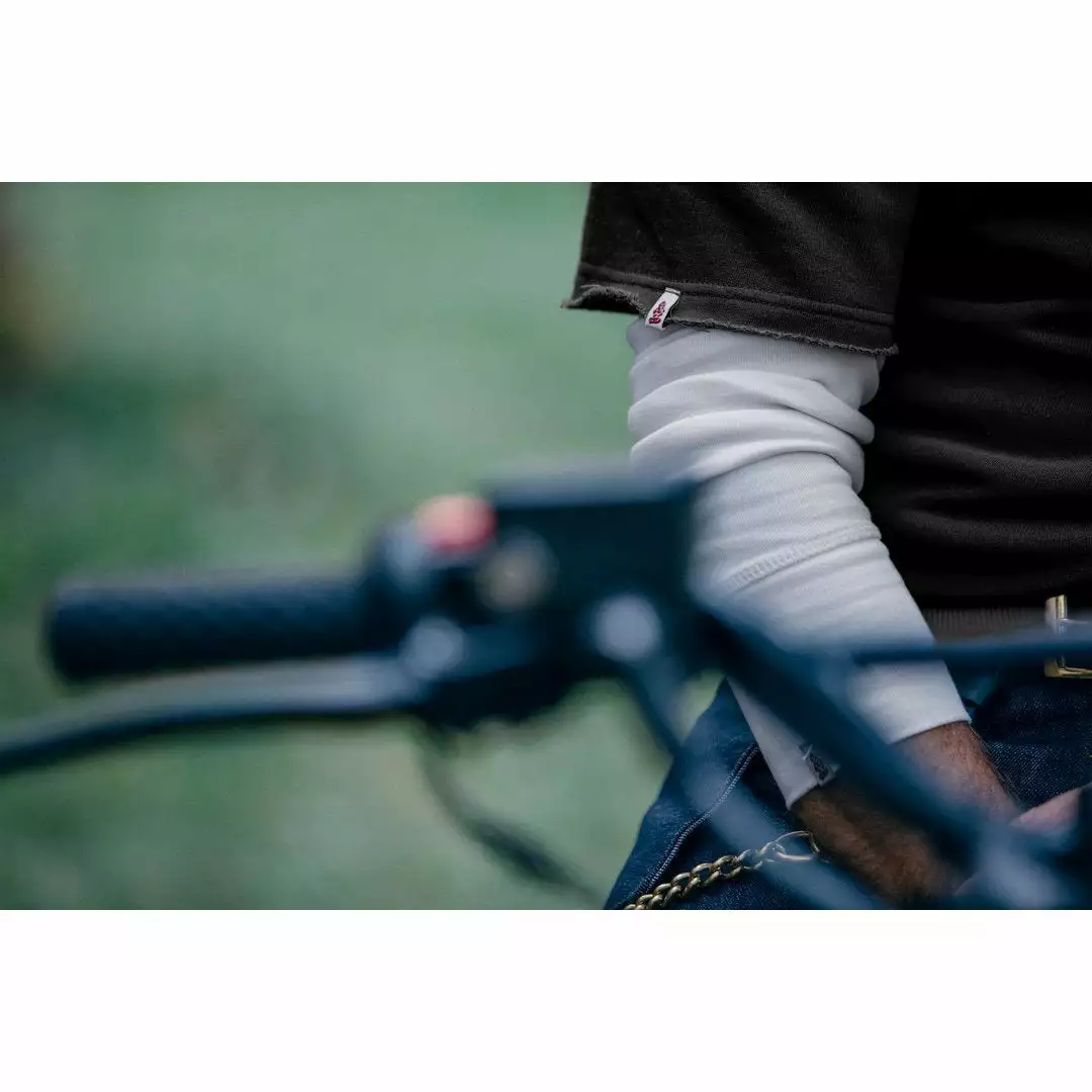 &SONS Escape Sweatshirt 8 &SONS Escape Sweatshirt