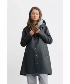 Stutterheim Mosebacke Raincoat | Women's Clothing