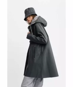 Stutterheim Mosebacke Raincoat | Women's Clothing