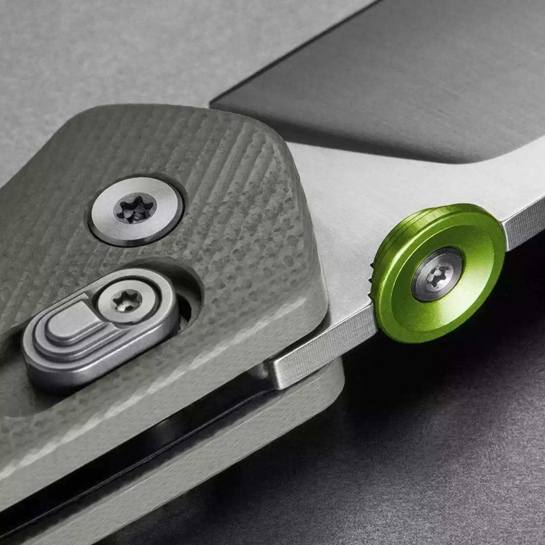 The James Brand The Carter 8 The James Brand The Carter