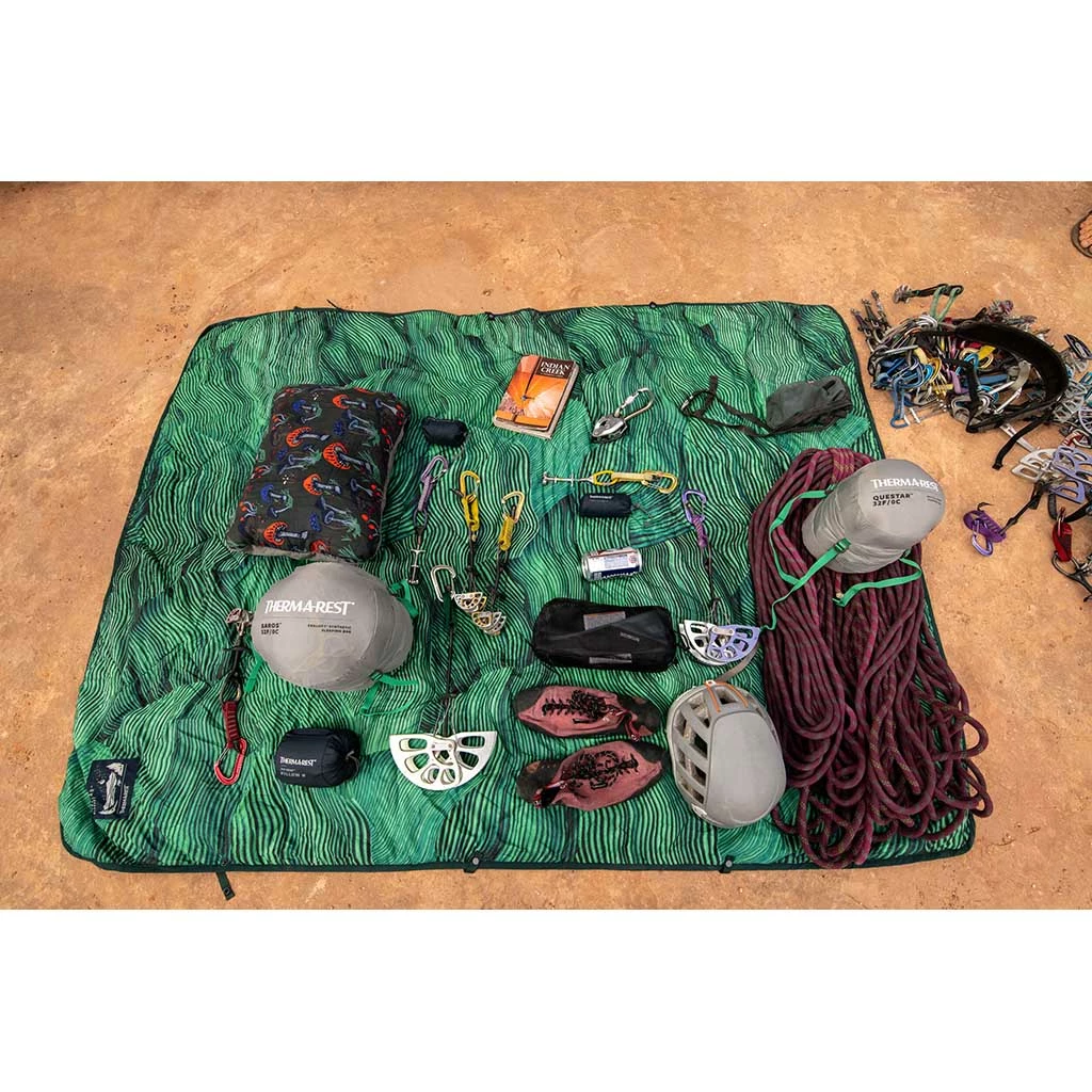 Therm-a-Rest Compressible Pillow Cinch Camping Kit 5 Therm-a-Rest Compressible Pillow Cinch Camping Kit