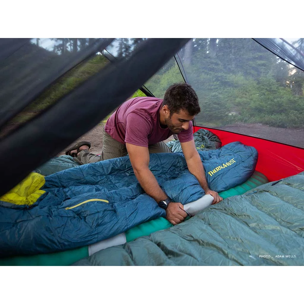 Therm-a-Rest Saros 20 Sleeping Bag Camping Kit 9 Therm-a-Rest Saros 20 Sleeping Bag Camping Kit